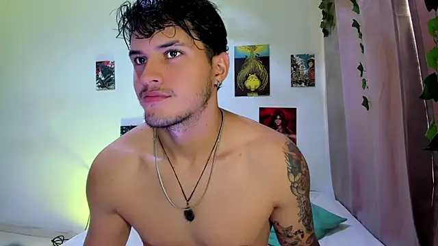 Nekoboy01 online show from 12/24/24, 03:26