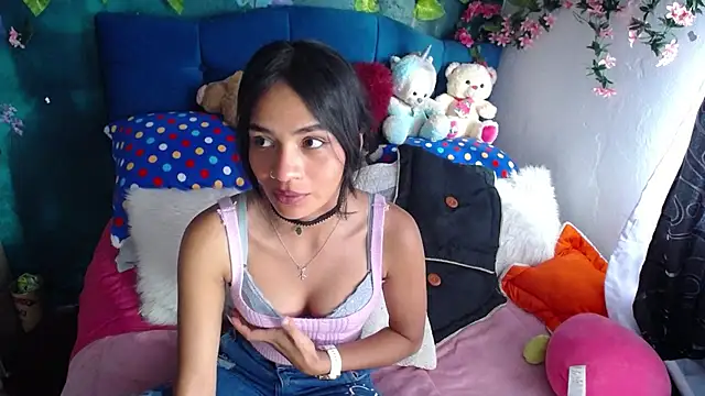 Samara Beltran online show from 12/08/24, 09:30
