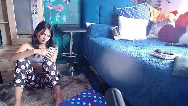 Samara Beltran online show from 12/18/24, 08:03