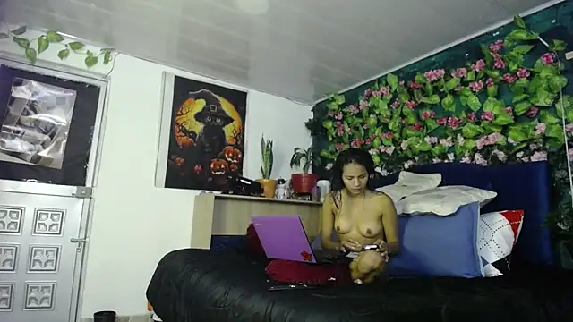 Samara Beltran online show from 01/24/25, 01:24