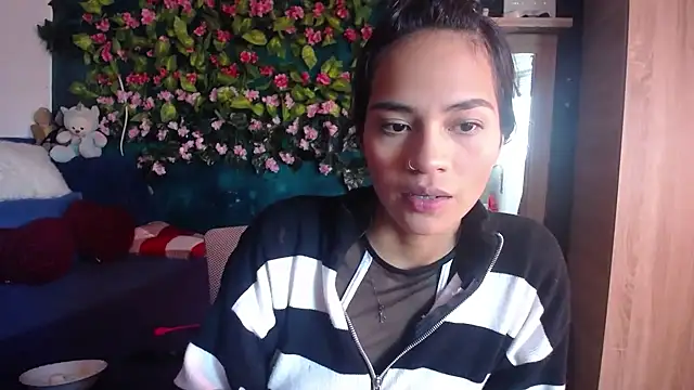 Samara Beltran online show from 02/06/25, 12:05