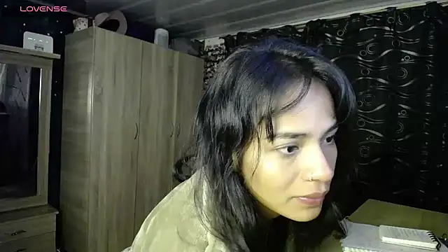Samara Beltran online show from 02/14/25, 10:49