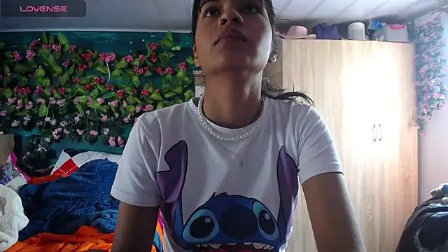 Samara Beltran online show from 02/15/25, 03:50