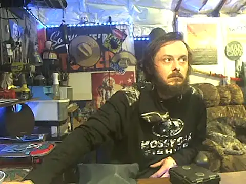 CloudDadddyyy420 online show from 10/17/25, 02:15