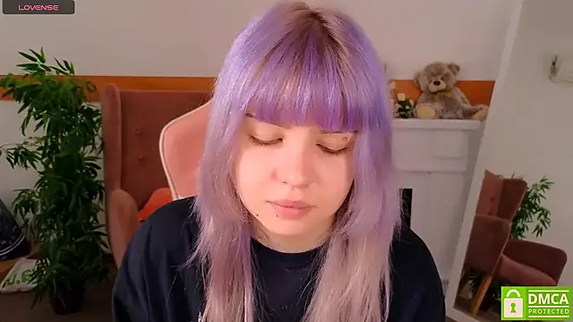 Grace and  Jacob online show from 11/05/25, 06:57