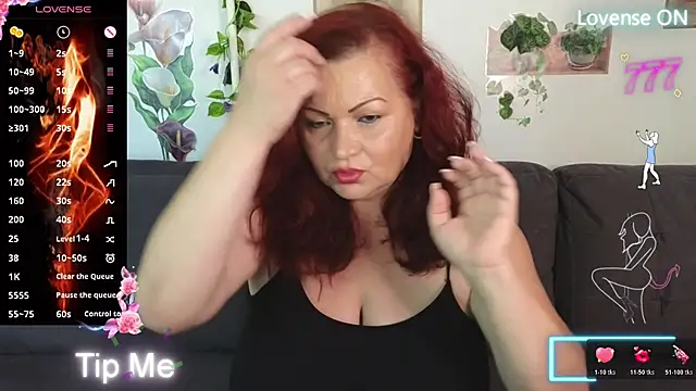 Snapshot of TracyMilf chatting on 06/18/26, 03:16 TracyMilf online show from 06/18/26, 03:16