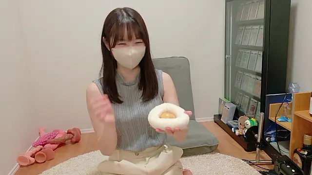 Snapshot of HIKARI_x0 chatting on 07/21/26, 02:30 HIKARI x0 online show from 07/21/26, 02:30