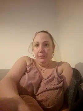 Wisie Cutie online show from 02/15/25, 08:43