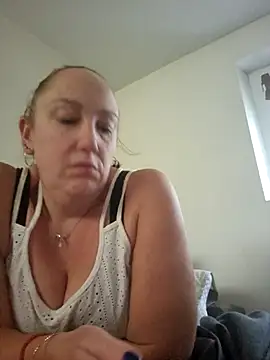 Wisie Cutie online show from 11/03/25, 03:24