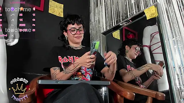 Snapshot of trinitty chatting on 10/07/25, 12:46 trinitty online show from 10/07/25, 12:46