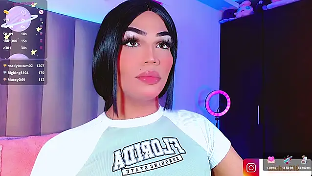 AiishaRose online show from 12/30/24, 01:03