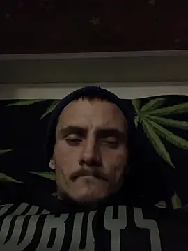 Snapshot of bugboy chatting on 01/19/26, 03:21 bugboy online show from 01/19/26, 03:21