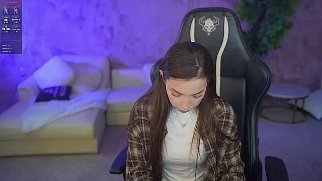 Snapshot of Kate054 chatting on 10/10/25, 07:40 Kate054 online show from 10/10/25, 07:40