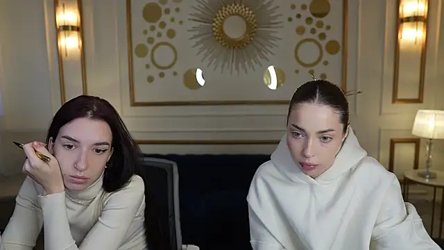 Snapshot of Kate054 chatting on 11/07/25, 11:21 Kate054 online show from 11/07/25, 11:21