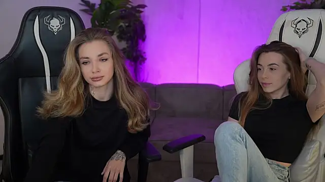 Snapshot of Kisasolo chatting on 10/04/25, 06:39 Kisasolo online show from 10/04/25, 06:39