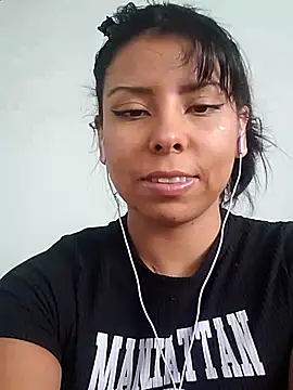 Snapshot of Diosagata chatting on 01/12/26, 04:45 Diosagata online show from 01/12/26, 04:45