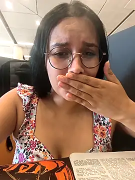 Snapshot of Annya-sweet chatting on 09/12/25, 02:39 Annya-sweet online show from 09/12/25, 02:39