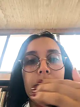 Snapshot of Annya-sweet chatting on 09/24/25, 02:53 Annya-sweet online show from 09/24/25, 02:53