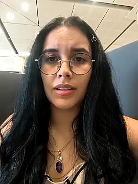 Snapshot of Annya-sweet chatting on 09/26/25, 02:32 Annya-sweet online show from 09/26/25, 02:32