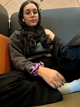 Snapshot of Annya-sweet chatting on 11/07/25, 02:39 Annya-sweet online show from 11/07/25, 02:39