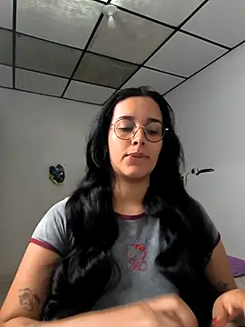 Snapshot of Annya-sweet chatting on 11/27/25, 01:46 Annya-sweet online show from 11/27/25, 01:46