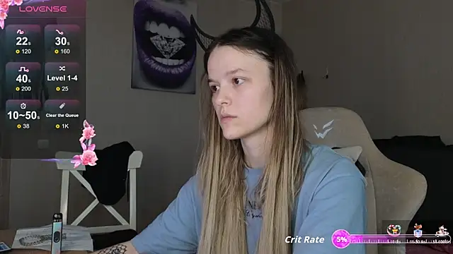 Snapshot of Nate__ chatting on 11/03/25, 08:15 Nate online show from 11/03/25, 08:15