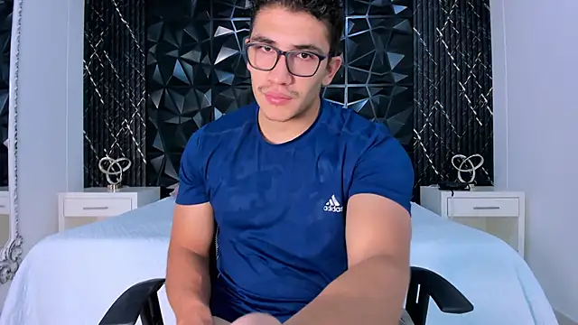 Snapshot of JeffDaltton chatting on 10/03/25, 08:39 JeffDaltton online show from 10/03/25, 08:39