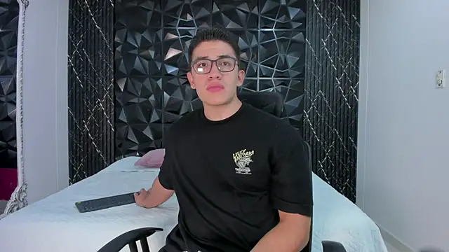 Snapshot of JeffDaltton chatting on 10/16/25, 07:59 JeffDaltton online show from 10/16/25, 07:59