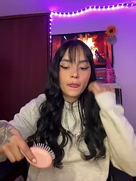 salome polaniiee online show from 09/24/25, 06:06