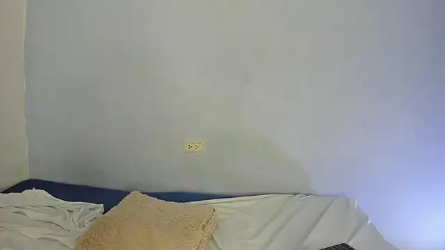 chloe ebony  online show from 02/25/25, 08:03