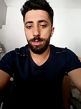 Snapshot of Rakiyy34 chatting on 09/18/25, 09:33 Rakiyy34 online show from 09/18/25, 09:33