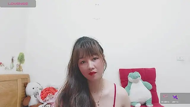 Snapshot of Holygirlsweet777 chatting on 12/17/24, 11:17 Holygirlsweet777 online show from 12/17/24, 11:17