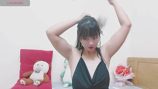 Snapshot of Holygirlsweet777 chatting on 02/12/25, 01:09 Holygirlsweet777 online show from 02/12/25, 01:09