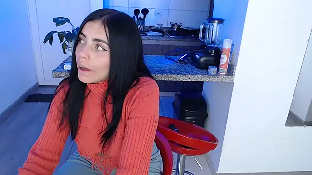 Snapshot of i_am_nina_ chatting on 12/12/24, 09:04 i am nina online show from 12/12/24, 09:04