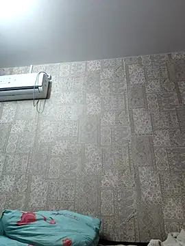 Snapshot of EffectFiona chatting on 11/15/25, 03:04 EffectFiona online show from 11/15/25, 03:04