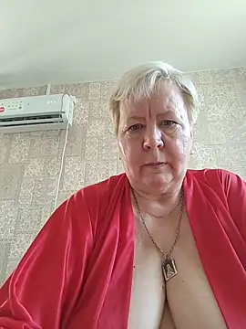 EffectFiona online show from 06/19/26, 04:17