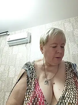 EffectFiona online show from 07/11/26, 10:55