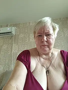 EffectFiona online show from 07/29/26, 12:53