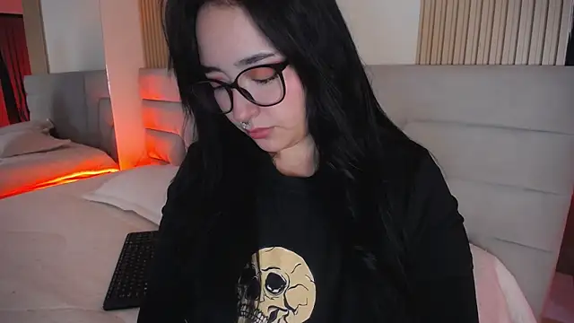 Miss Loise online show from 04/28/26, 07:35