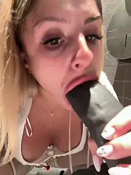 BritneyDimond online show from 12/13/24, 10:02