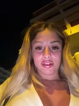 BritneyDimond online show from 12/27/24, 10:48