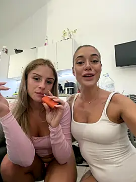 BritneyDimond online show from 11/08/25, 11:47