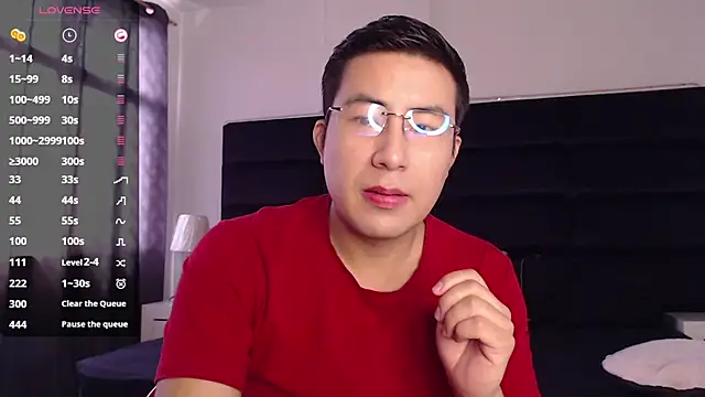 andrewmhilton  online show from 02/12/25, 07:35
