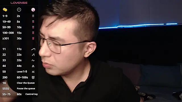 andrewmhilton  online show from 10/18/25, 05:10