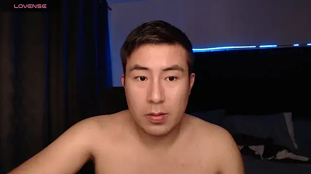 andrewmhilton  online show from 10/25/25, 08:00