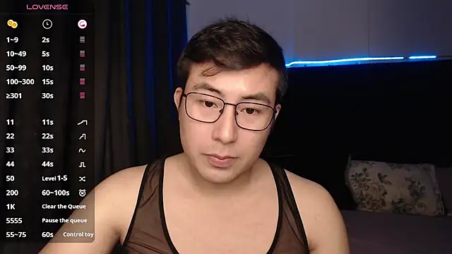 andrewmhilton  online show from 11/21/25, 05:50