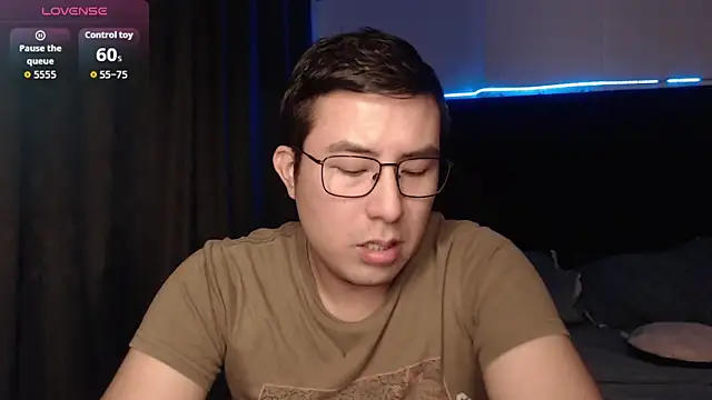 andrewmhilton  online show from 12/02/25, 06:30