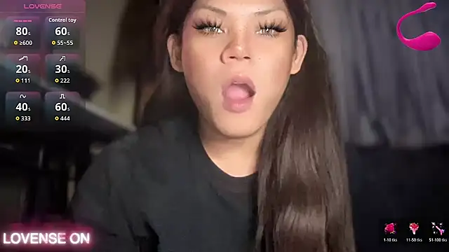 Snapshot of one_great_devine chatting on 11/08/25, 04:29 one great devine online show from 11/08/25, 04:29