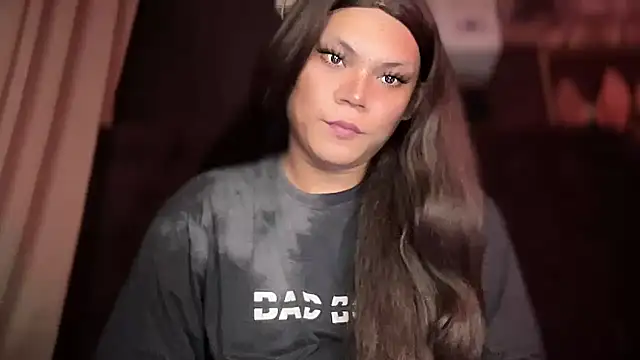 Snapshot of one_great_devine chatting on 11/25/25, 02:50 one great devine online show from 11/25/25, 02:50