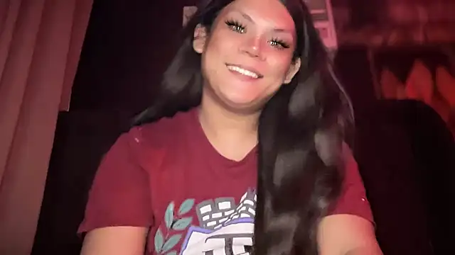 Snapshot of one_great_devine chatting on 11/28/25, 12:19 one great devine online show from 11/28/25, 12:19